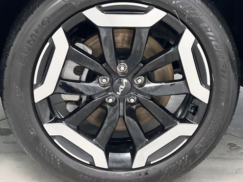 Used 2025 Kia Telluride S image 74