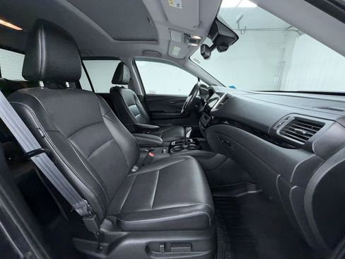 Used 2018 Honda Ridgeline RTL-E image 11