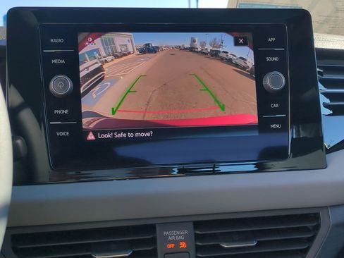 New 2026 Volkswagen Jetta SE image 14