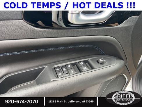 New 2025 Jeep Compass Latitude w/ Sun & Sound Group image 15