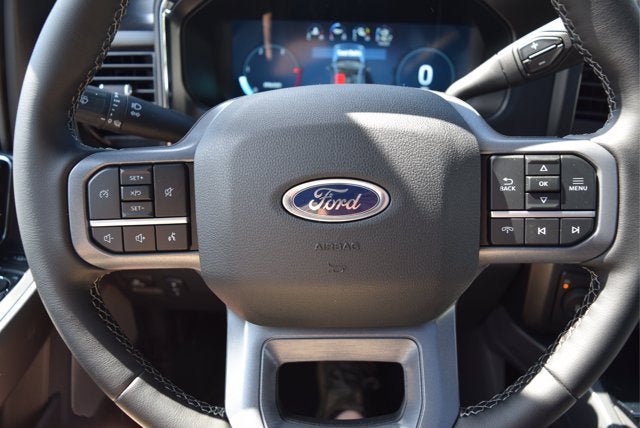 New 2026 Ford F350 Lariat w/ Black Appearance Package AWD/4WD image 9