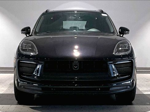 New 2026 Porsche Macan S image 10