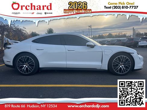 Used 2021 Porsche Taycan Base image 2