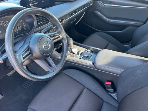 Used 2021 MAZDA MAZDA3 s image 7
