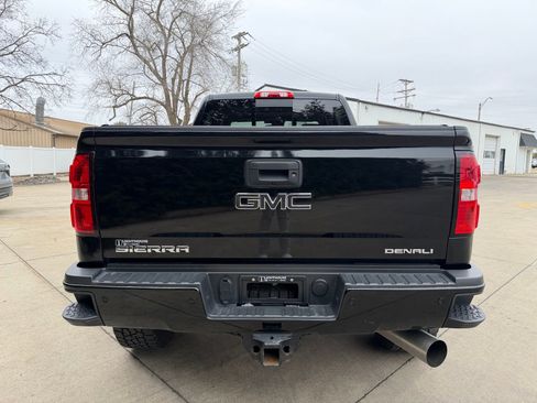 Used 2019 GMC Sierra 2500 Denali w/ Duramax Plus Package image 29