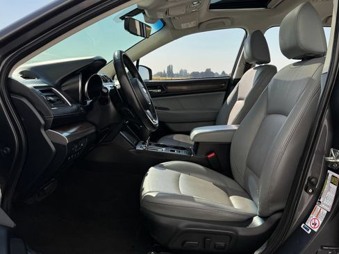 Used 2019 Subaru Outback 2.5i Limited w/ Popular Package #2 AWD/4WD image 9