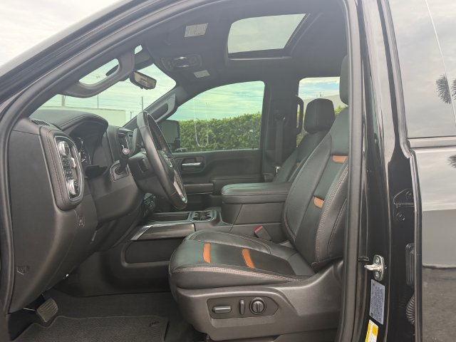 Used 2023 GMC Sierra 2500 AT4 w/ AT4 Premium Plus Package AWD/4WD image 10