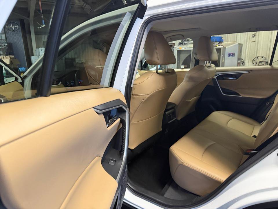 Certified 2019 Toyota RAV4 XLE Premium w/ Cold Weather Package AWD/4WD image 32