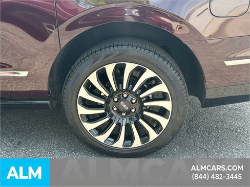 Used 2024 Lincoln Navigator L Black Label AWD/4WD image 23