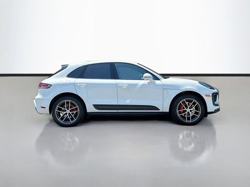 Certified 2025 Porsche Macan S AWD/4WD image 8