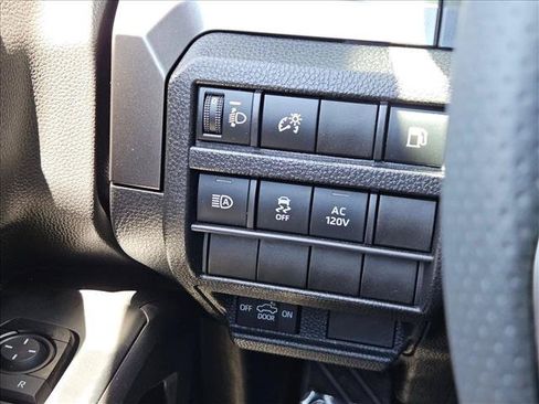 Certified 2025 Toyota Tacoma TRD Sport AWD/4WD image 16