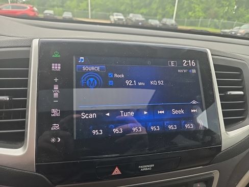 Used 2016 Honda Pilot EX-L image 12
