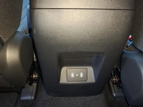 Used 2026 Hyundai Santa Cruz SE image 14