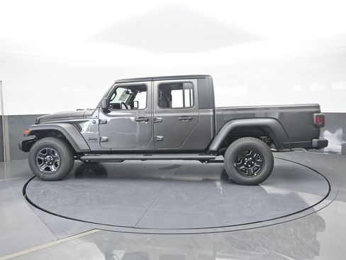 New 2026 Jeep Gladiator Sport image 3