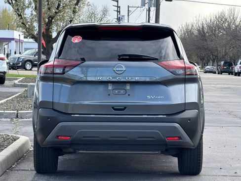 Used 2023 Nissan Rogue SV AWD/4WD image 5