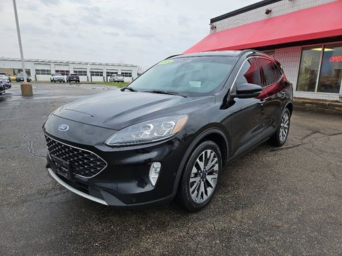 Used 2020 Ford Escape Titanium image 8