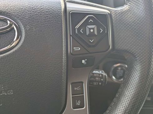 Used 2019 Toyota Tacoma TRD Sport image 22