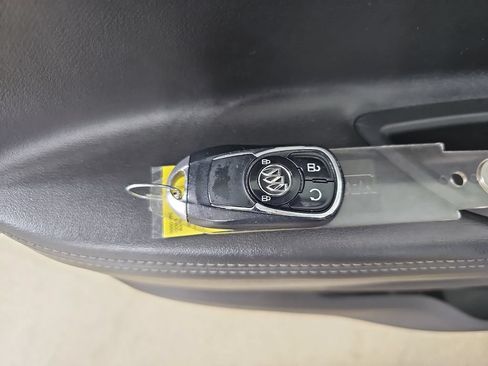 Used 2019 Buick Encore Preferred FWD image 39