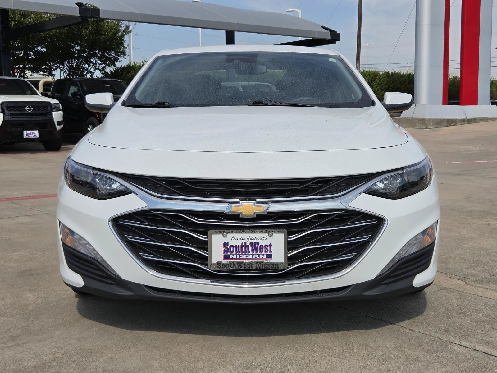 Used 2024 Chevrolet Malibu LT FWD image 2