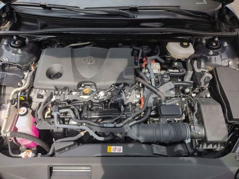 Used 2025 Toyota Camry SE w/ Convenience Package FWD image 35