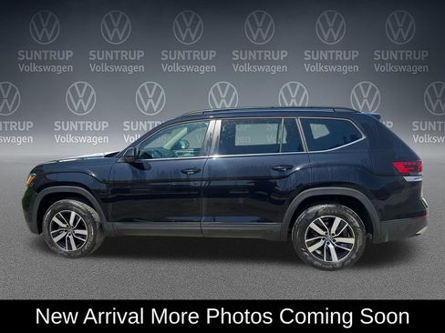 Used 2023 Volkswagen Atlas SE AWD/4WD image 3