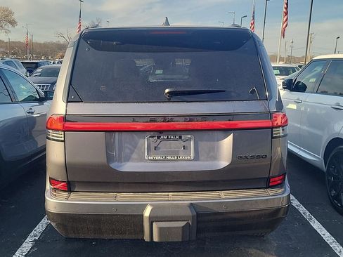 Used 2025 Lexus GX 550 w/ Accessory Package (2T) image 7