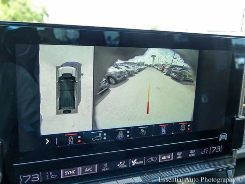 Used 2024 GMC Hummer EV 3X AWD/4WD image 18
