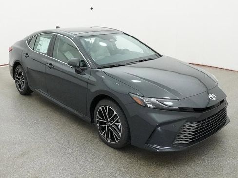 New 2026 Toyota Camry XLE AWD/4WD image 10
