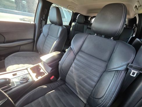 Used 2023 Mitsubishi Outlander SE AWD/4WD image 8