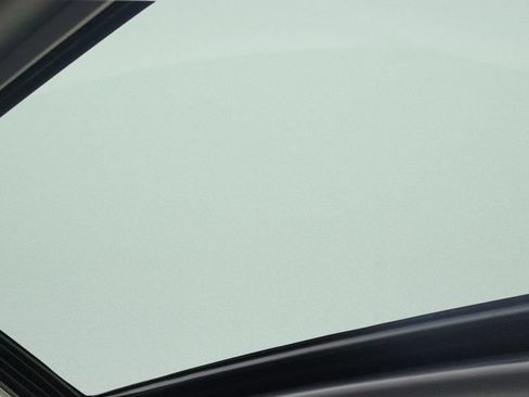 Certified 2022 Toyota Camry SE w/ Convenience Package FWD image 17