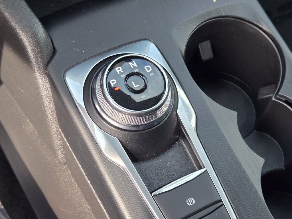 Used 2025 Ford Escape ST-Line FWD image 36