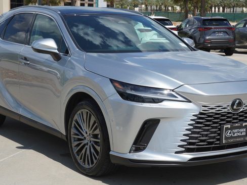Certified 2023 Lexus RX 350 AWD w/ Cold Area Package image 4