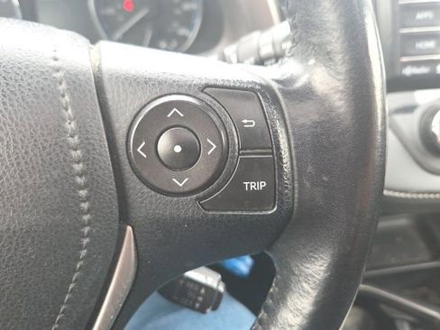 Used 2016 Toyota RAV4 XLE image 38
