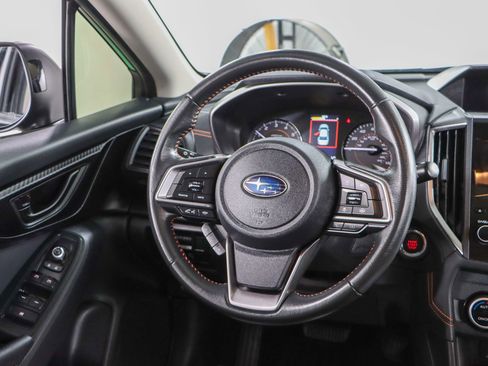 Used 2021 Subaru Crosstrek 2.0i Premium w/ Moonroof Package image 12