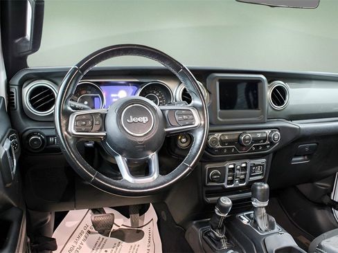 Used 2019 Jeep Wrangler Unlimited Sahara w/ Safety Group image 13