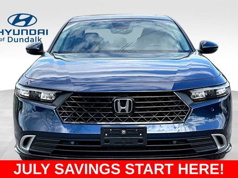 Used 2025 Honda Accord Touring image 2