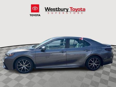Certified 2023 Toyota Camry SE w/ Convenience Package image 9
