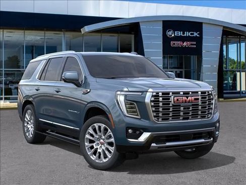 New 2026 GMC Yukon Denali w/ Denali Reserve Package AWD/4WD image 7