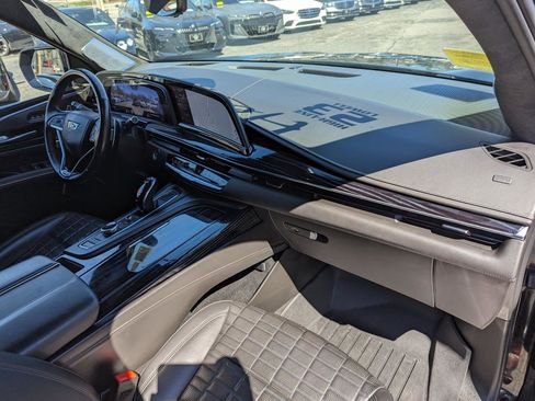Used 2023 Cadillac Escalade V image 38