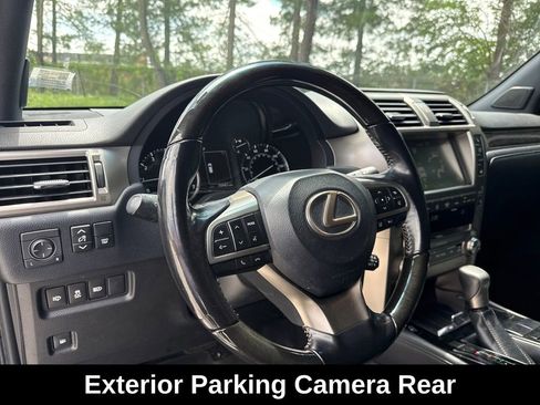 Used 2020 Lexus GX 460 Premium w/ Premium Package AWD/4WD image 15