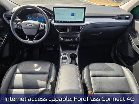 Certified 2025 Ford Escape Platinum AWD/4WD image 10