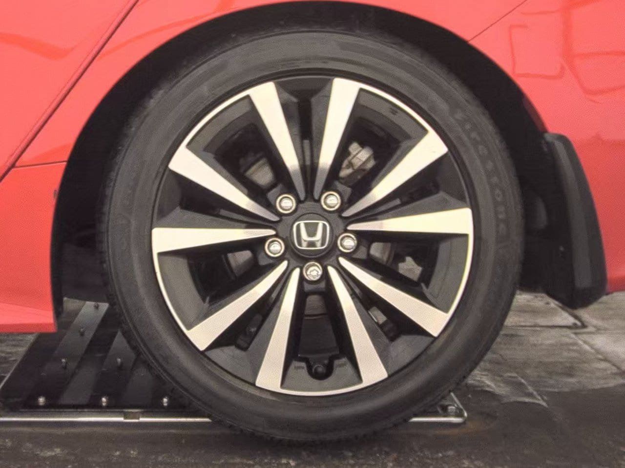 Used 2023 Honda Civic EX image 9