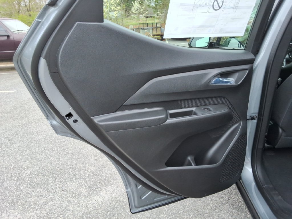 New 2027 Chevrolet Bolt LT w/ Comfort Package FWD image 15