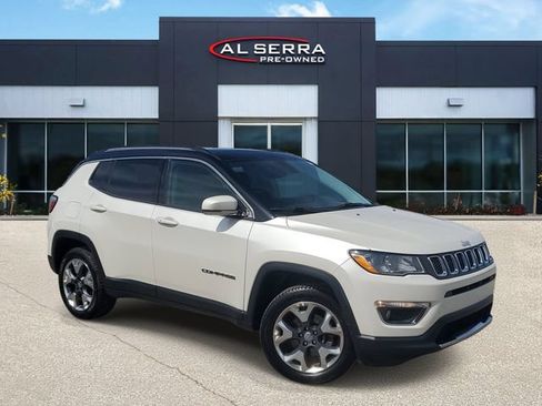 Used 2018 Jeep Compass Limited w/ Navigation Group AWD/4WD image 1