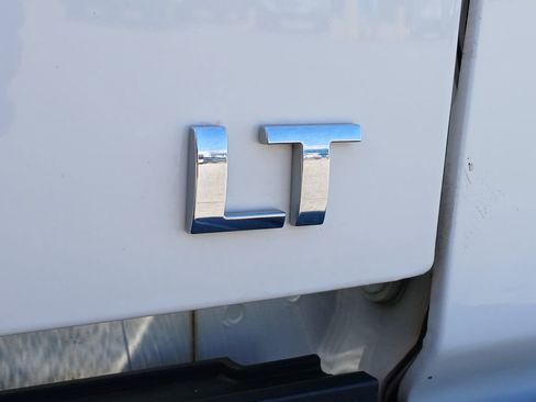 Used 2017 Chevrolet Silverado 1500 LT w/ Texas Edition RWD image 21