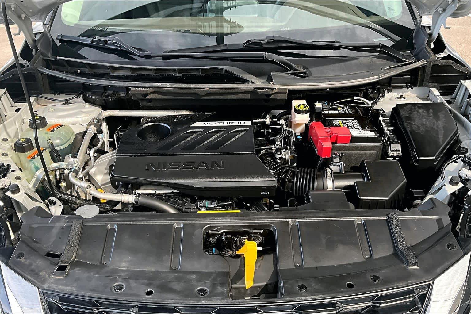 Certified 2022 Nissan Rogue SV FWD image 31