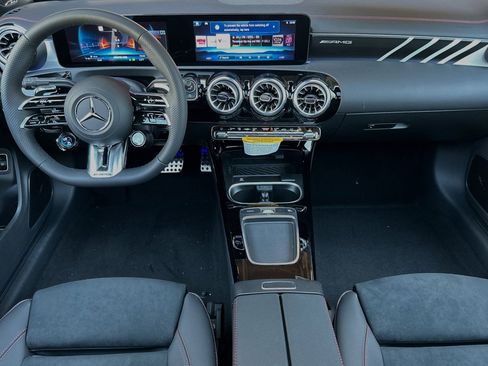 New 2025 Mercedes-Benz CLA 35 AMG 4MATIC image 16