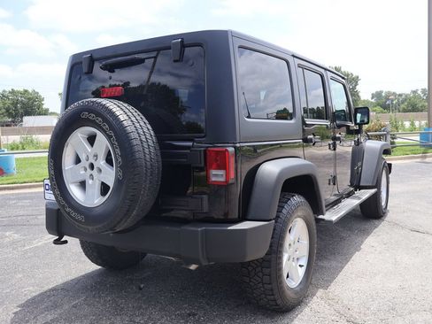 Used 2015 Jeep Wrangler Unlimited Sport w/ Quick Order Package 24S AWD/4WD image 8