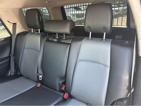Used 2022 Toyota 4Runner SR5 Premium w/ Moonroof Package RWD image 4