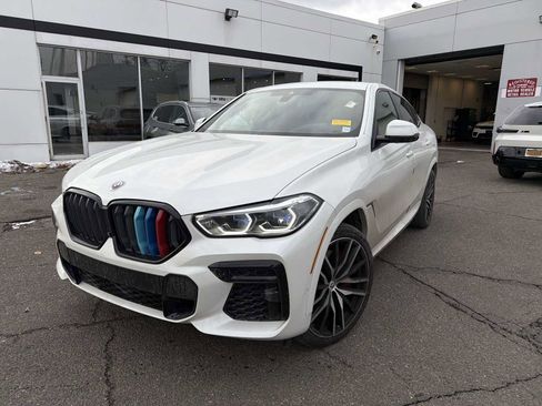 Certified 2023 BMW X6 M50i w/ Executive Package image 3